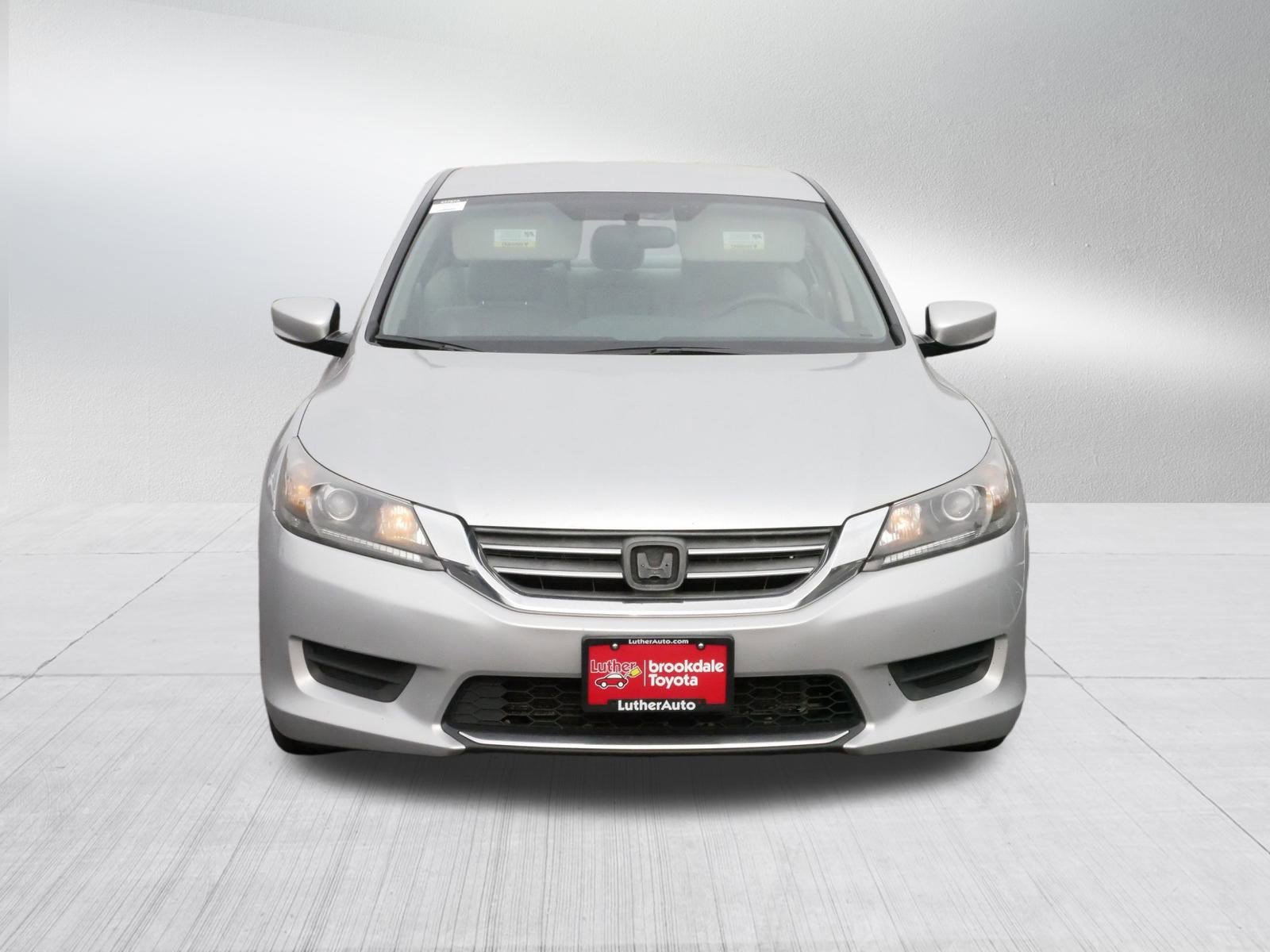 2015 Honda Accord LX photo 2