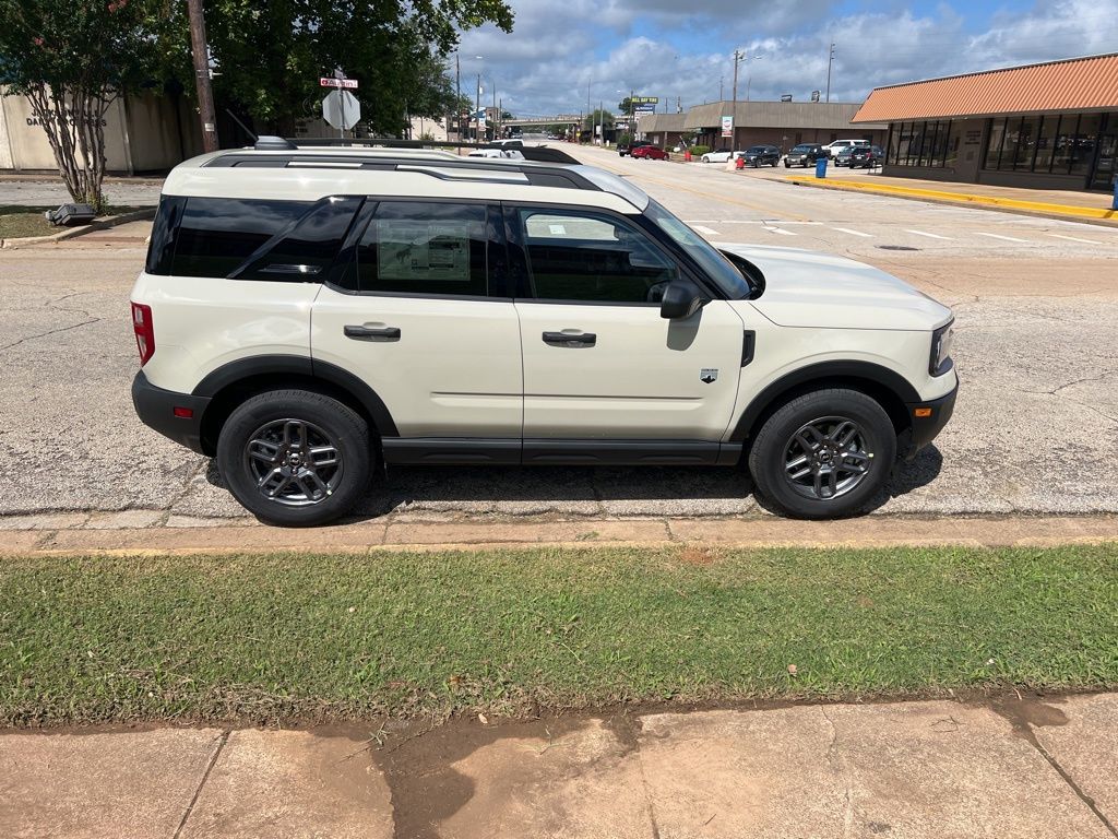 2025 Ford Bronco Sport Big Bend photo 2