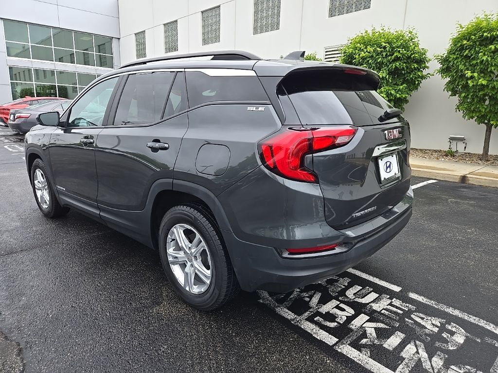 2021 Gmc Terrain SLE photo 3