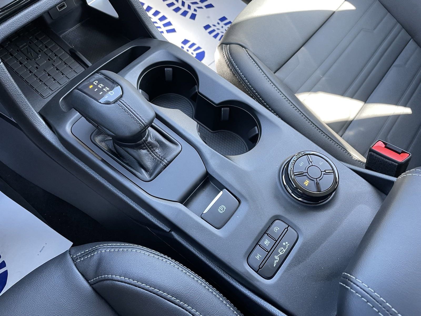 New 2024 Ford Ranger LARIAT Crew Cab Pickup in Belle Fourche 24F1049