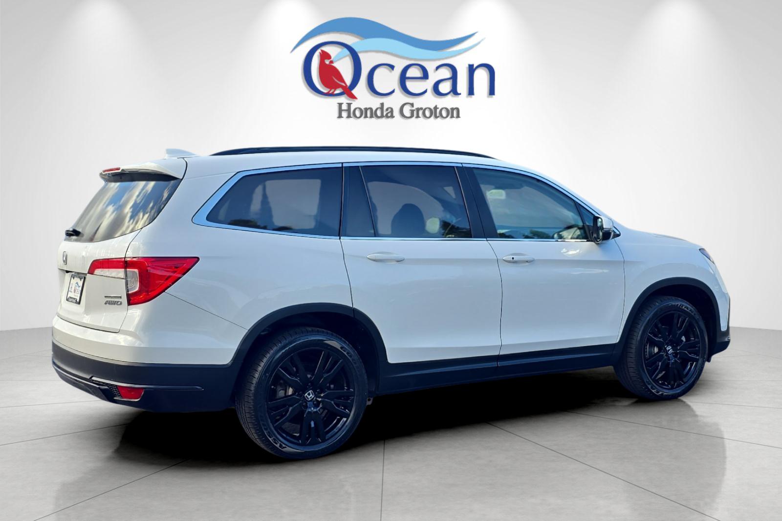 2022 Honda Pilot Special Edition photo 2