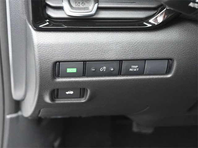 2025 Nissan Sentra SV photo 19