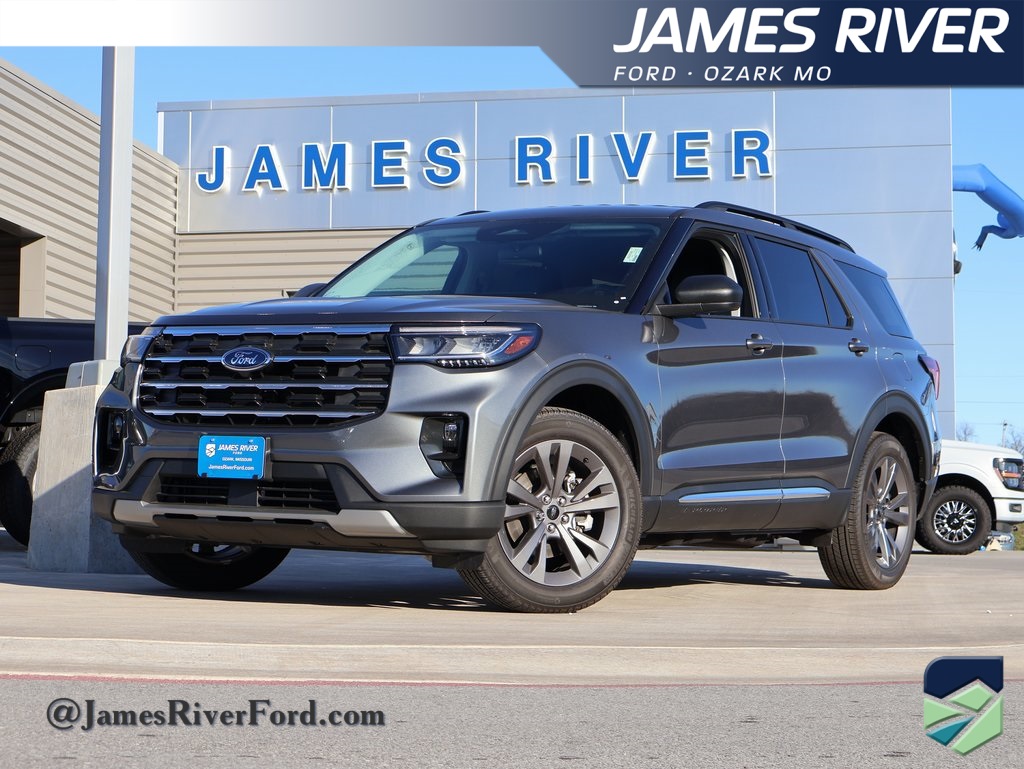 2025 Ford Explorer Active's photo