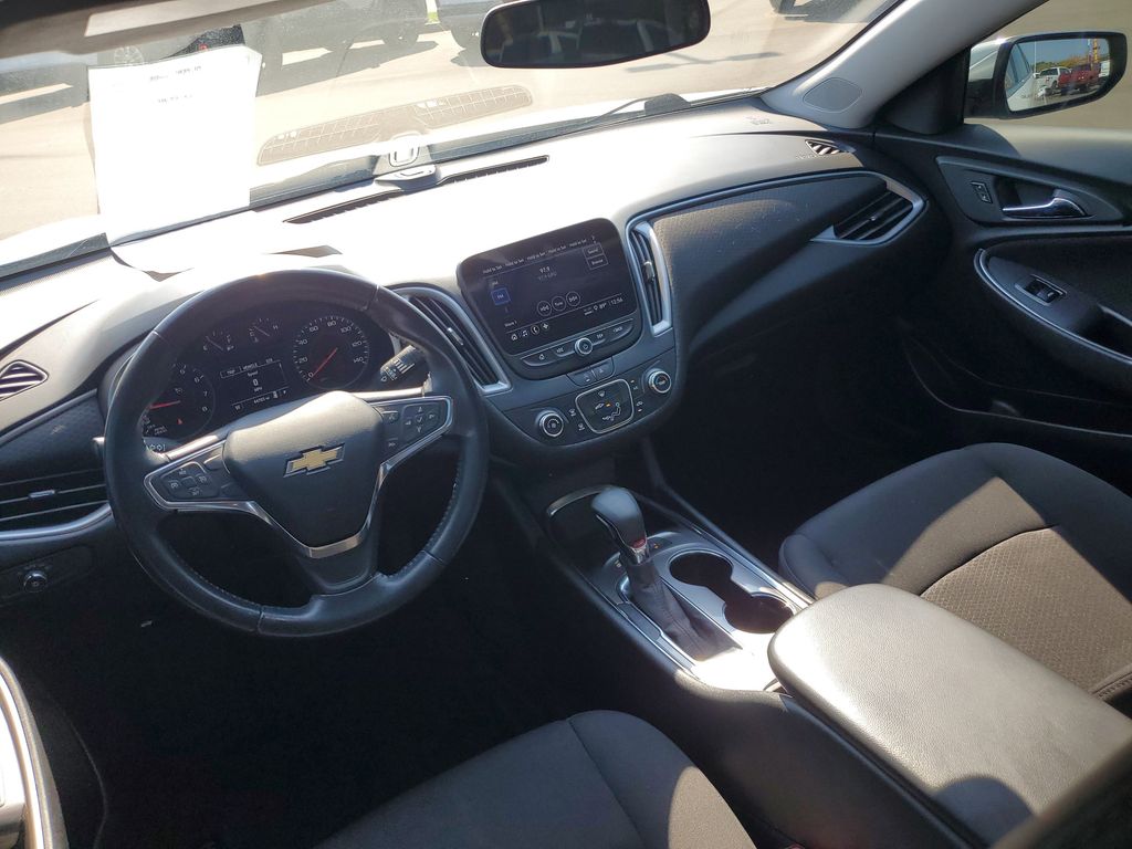 2021 Chevrolet Malibu RS photo 24