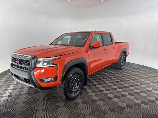 2025 Nissan Frontier Crew Cab PRO-4X photo 2