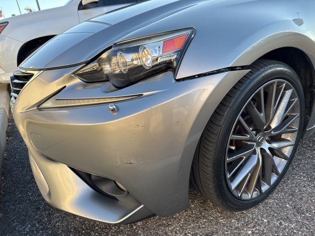 2014 Lexus IS 250 photo 3