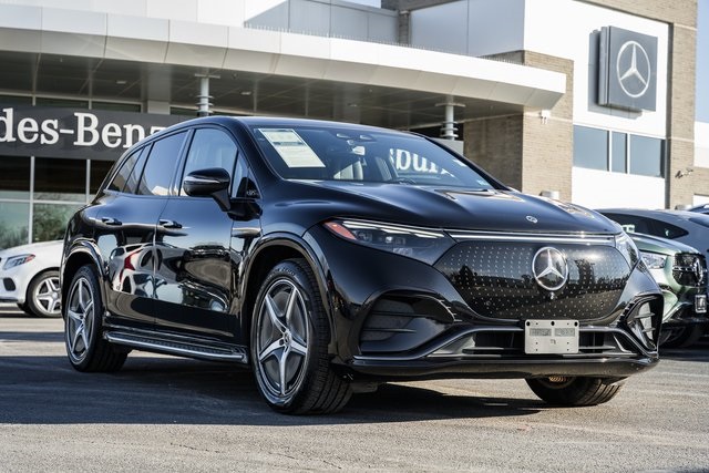 2023 Mercedes-Benz EQS SUV Base's photo