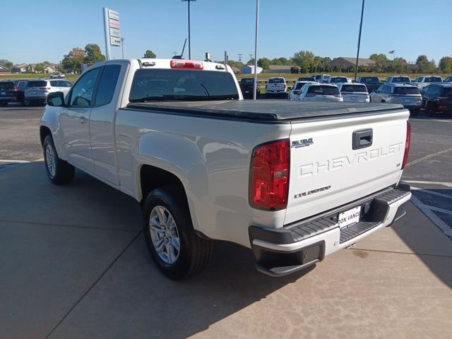2021 Chevrolet Colorado LT photo 3