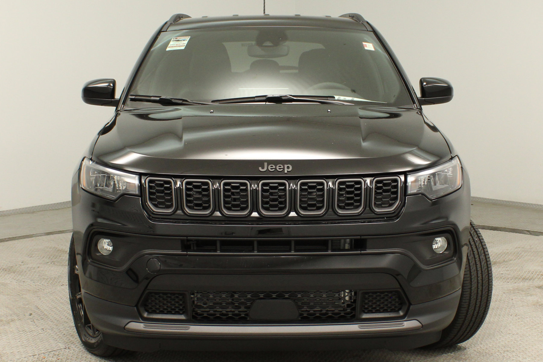2025 Jeep Compass Latitude photo 3