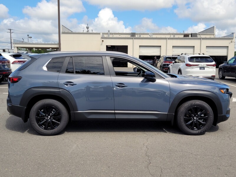 2025 Mazda CX-50 2.5 Select photo 2