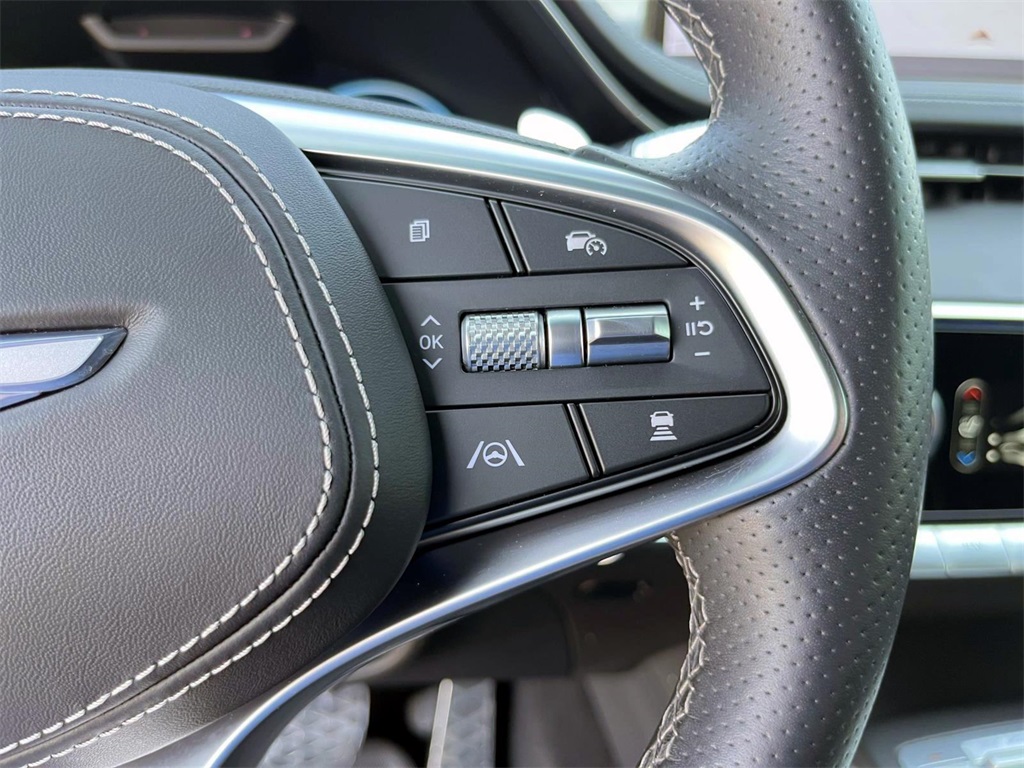 2024 Genesis GV70 2.5T photo 17