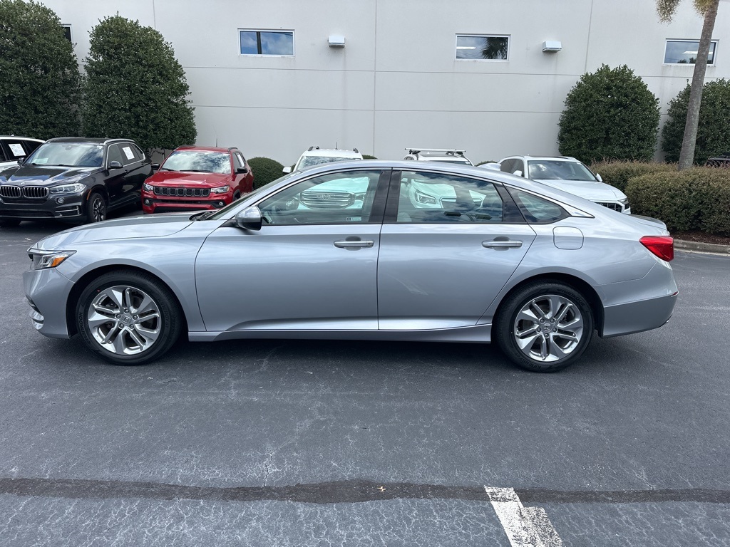 2018 Honda Accord LX photo 6