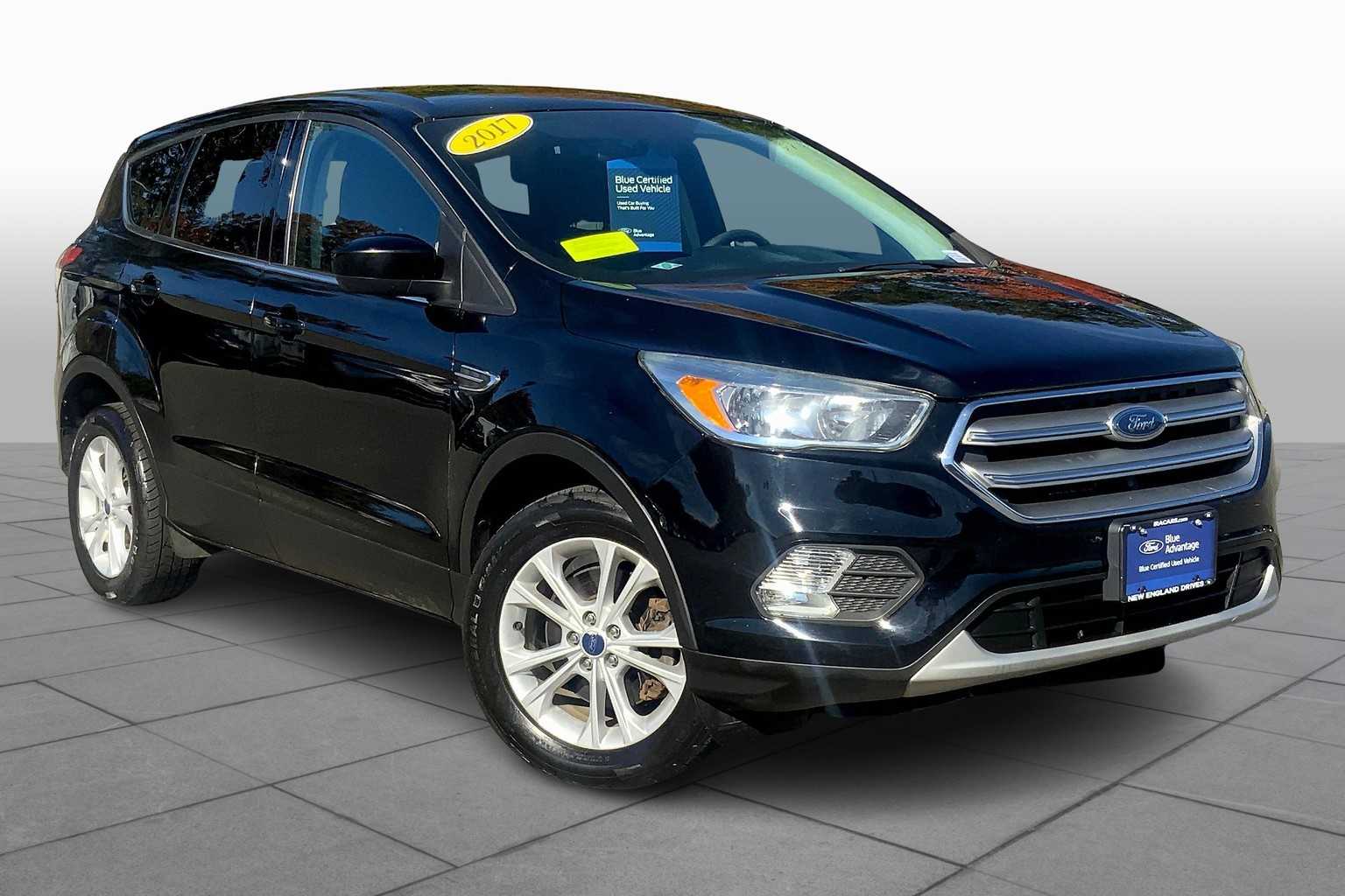 2017 Ford Escape SE photo 2