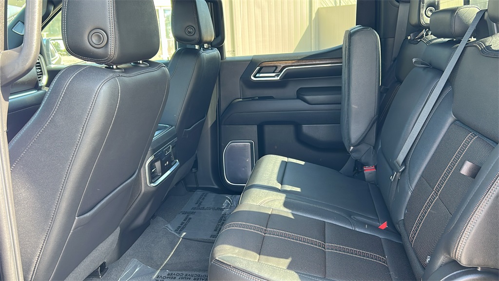 2023 Chevrolet Silverado 1500 High Country photo 20