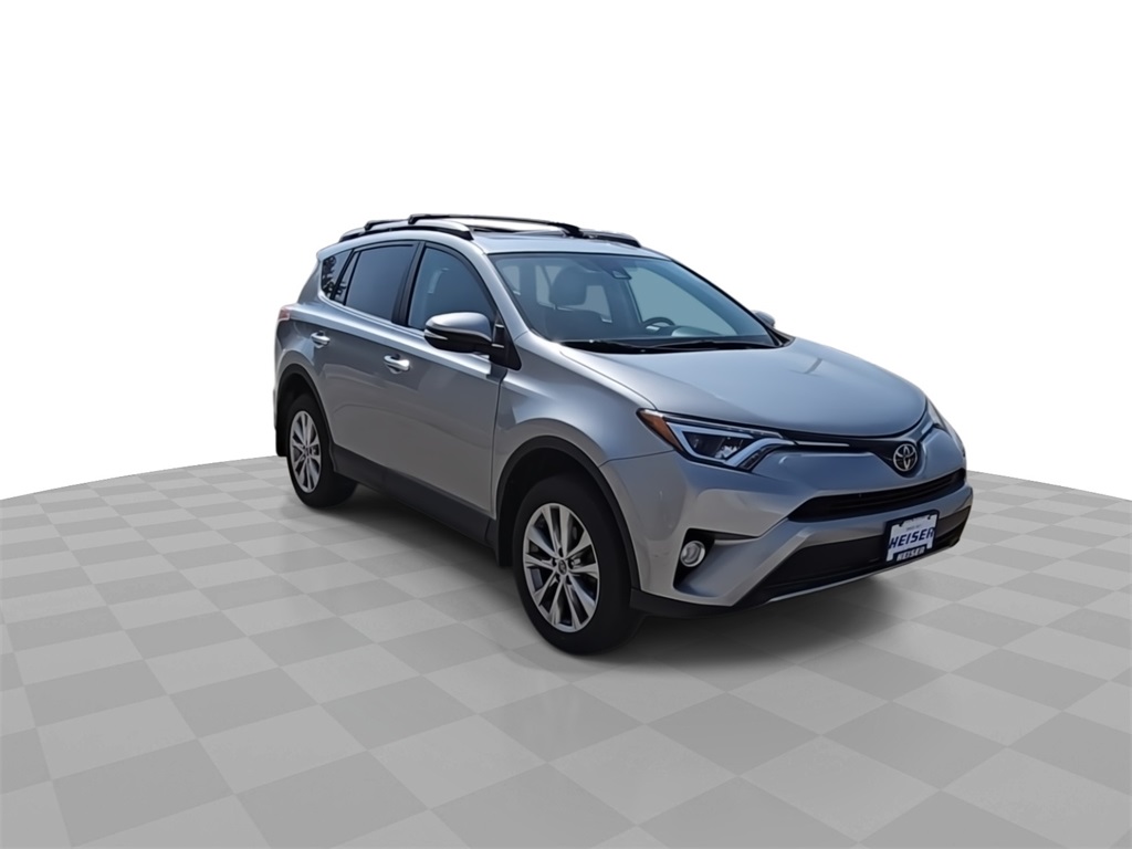 2018 Toyota RAV4 Limited Platinum photo 2