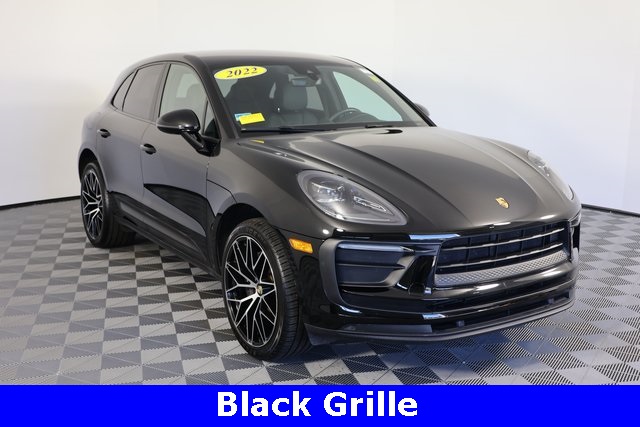 2022 Porsche Macan Base's photo