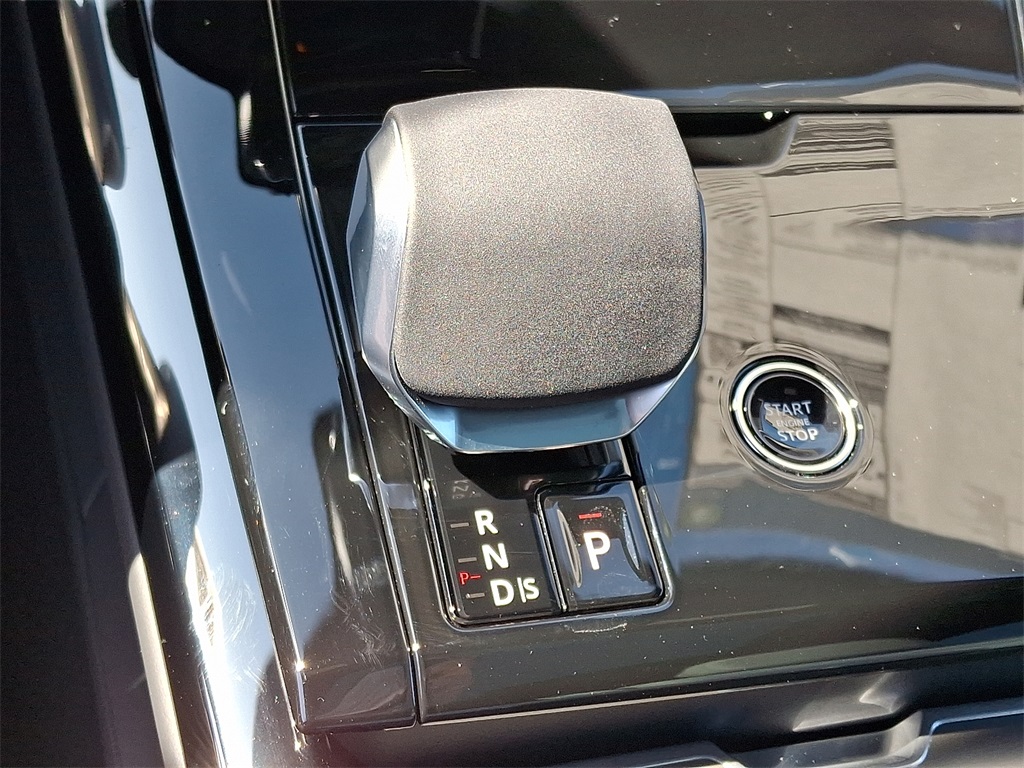 2025 Land Rover Range Rover Sport P360 S photo 10