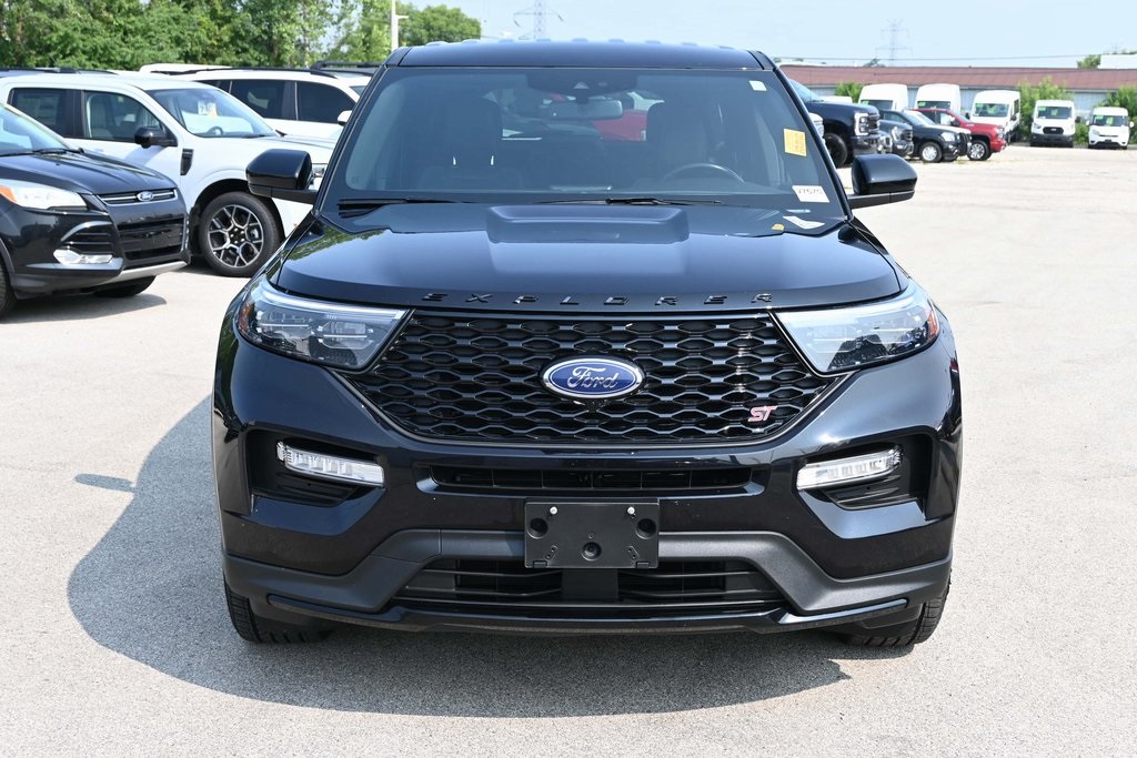 2022 Ford Explorer ST photo 4
