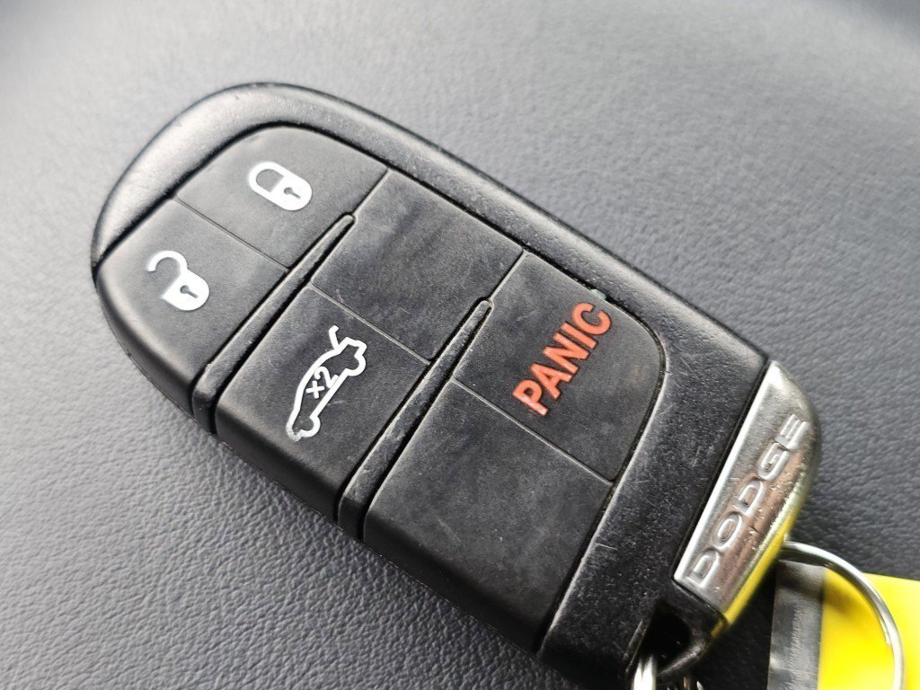 2012 Dodge Charger SE photo 29