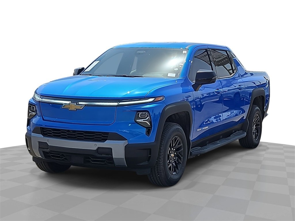 2025 Chevrolet Silverado EV LT's photo
