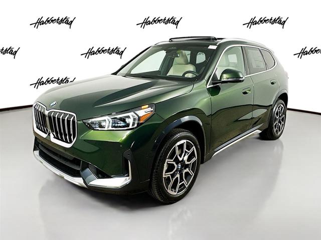 2025 BMW X1 28i's photo