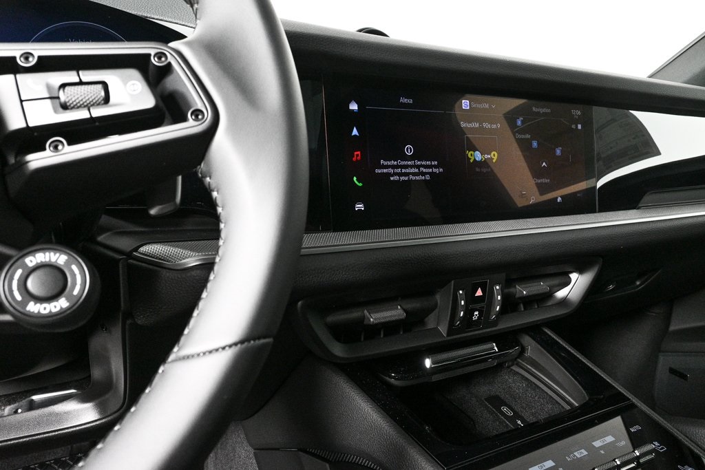 2026 Porsche Cayenne Coupe photo 13