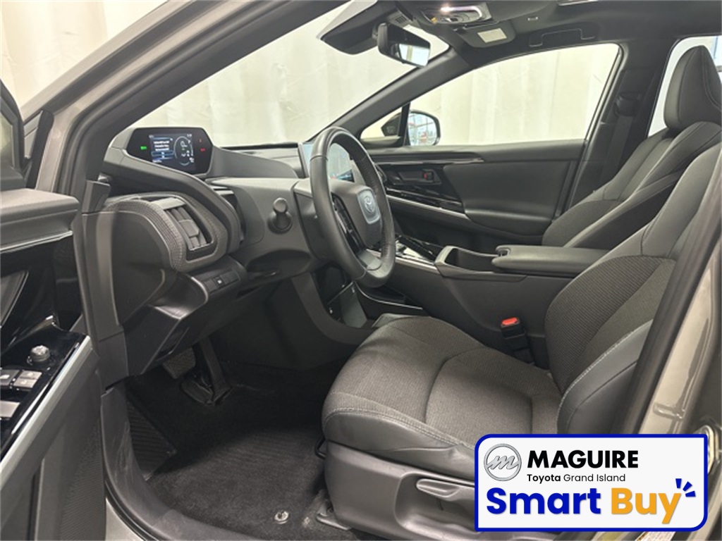 2023 Toyota bZ4X XLE photo 3