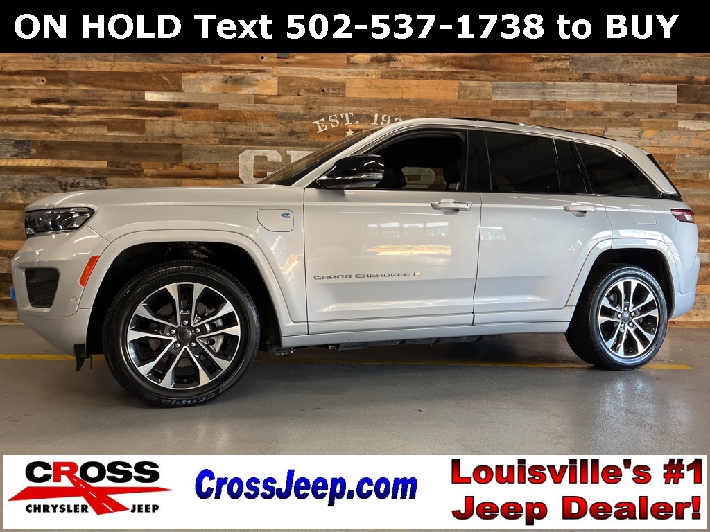 2023 Jeep Grand Cherokee Overland 4xe's photo