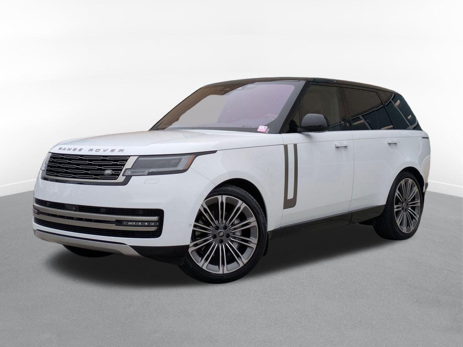 2023 Land Rover Range Rover SE's photo