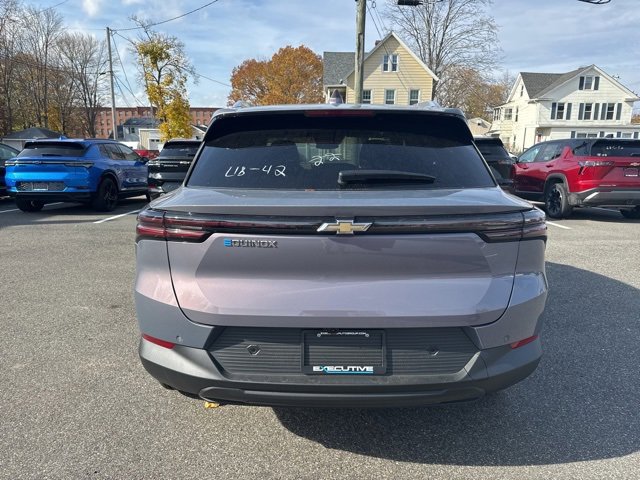 2026 Chevrolet Equinox EV 1LT photo 4