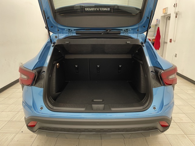 2025 Chevrolet Trax photo 11
