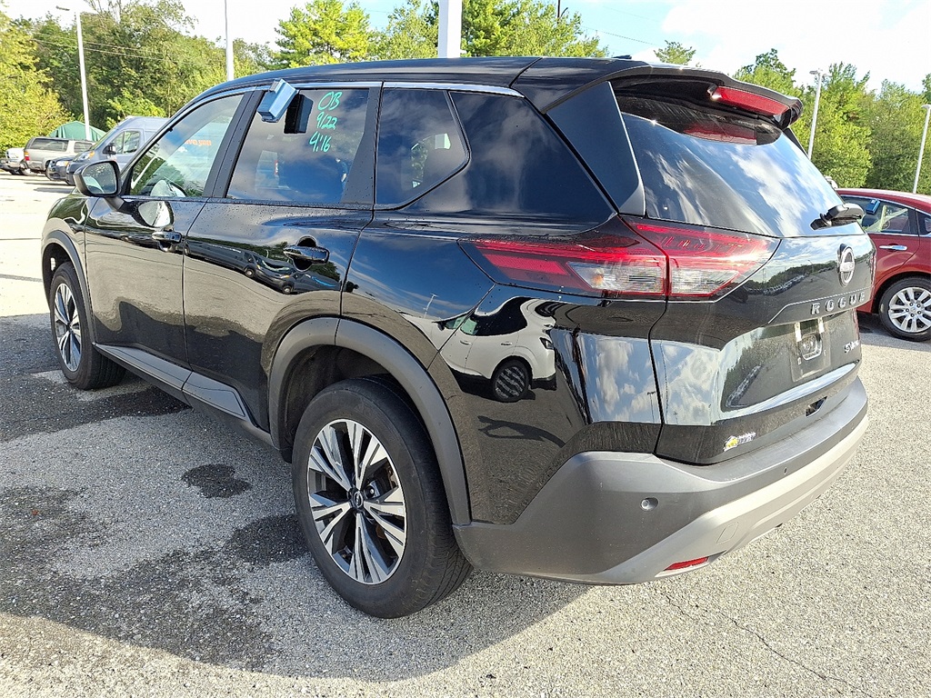 2023 Nissan Rogue SV photo 5