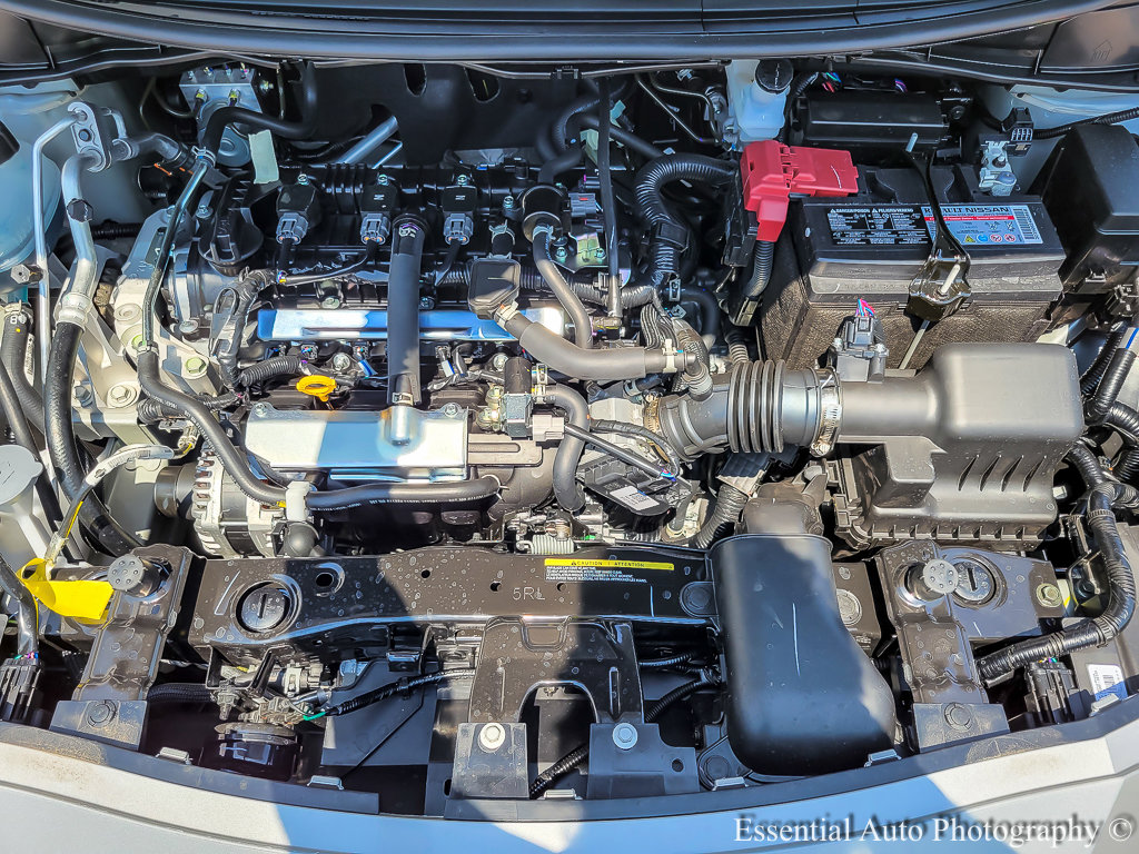 2025 Nissan Versa SV photo 17