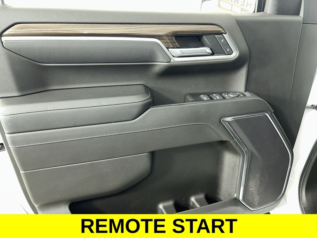 2022 Chevrolet Silverado 1500 LT photo 8