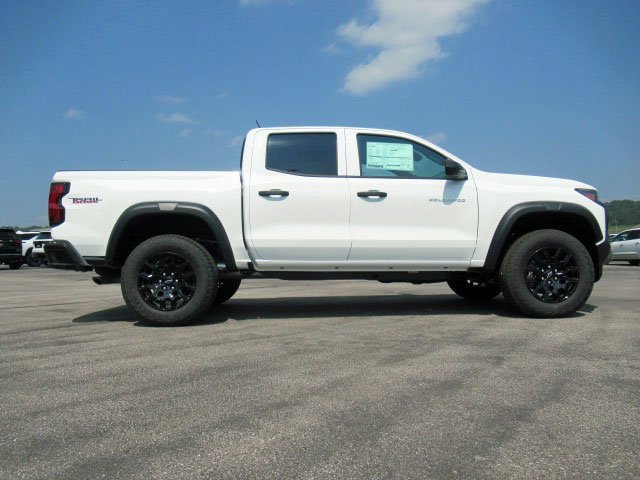 2025 Chevrolet Colorado Trail Boss photo 11