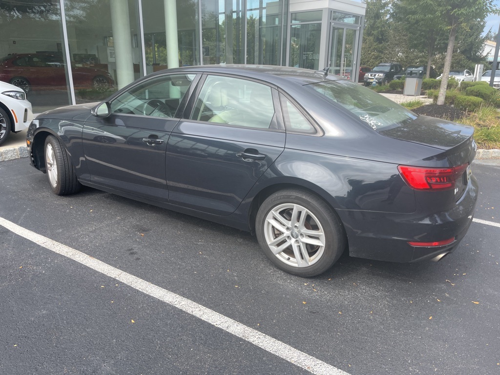 2017 Audi A4 2.0T Premium Quattro photo 4