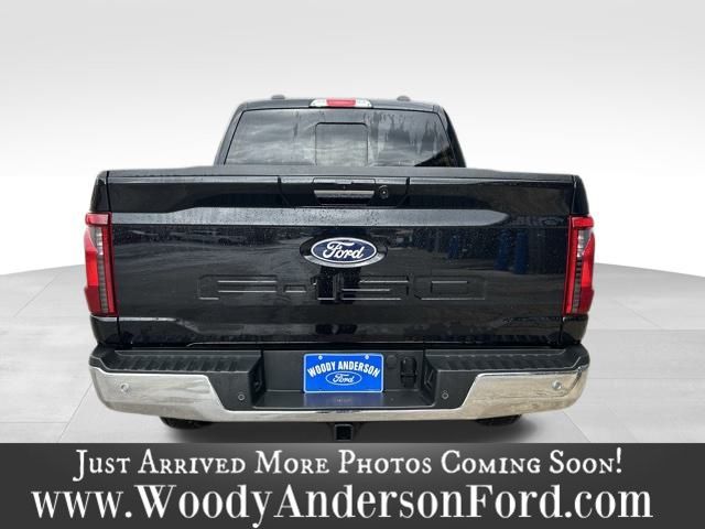 2024 Ford F-150 XLT photo 3
