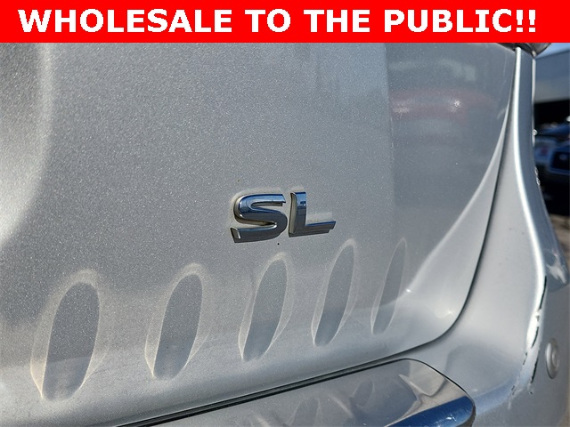 2015 Nissan Pathfinder SL photo 4