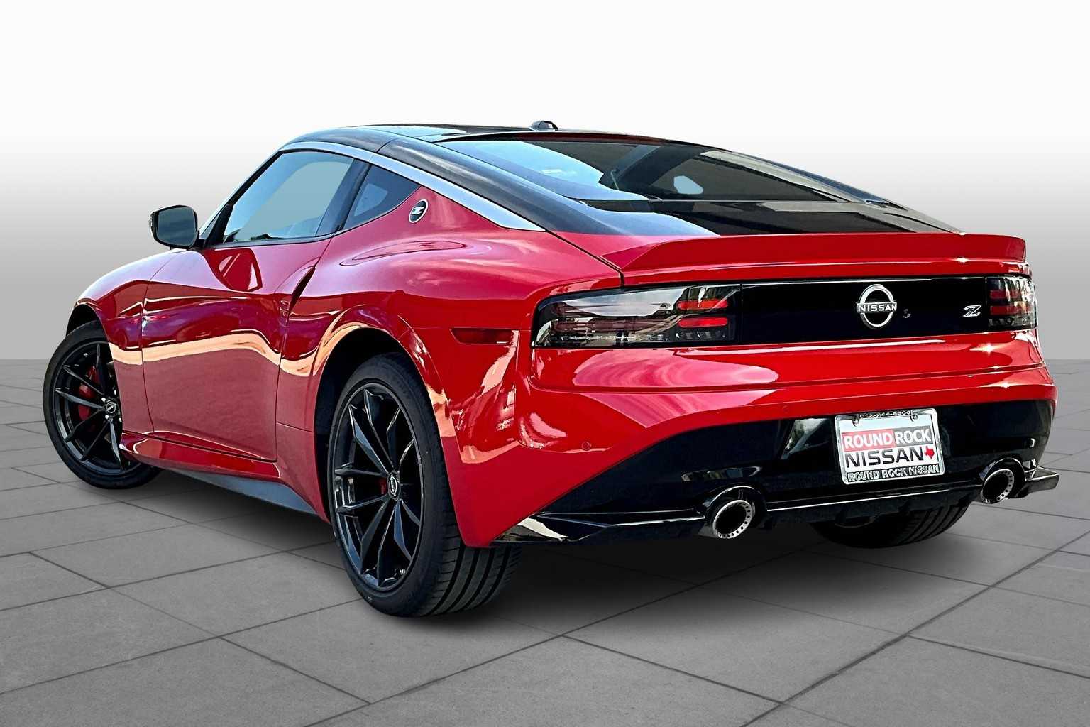 2025 Nissan Z Performance photo 7