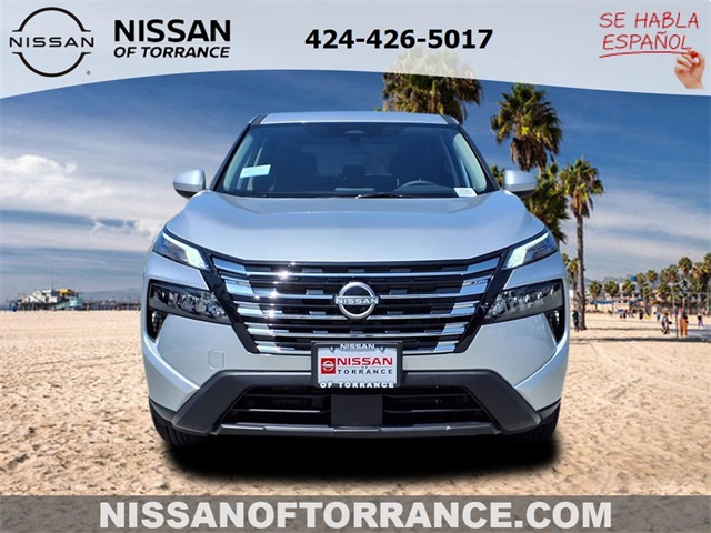 2025 Nissan Rogue SV photo 2