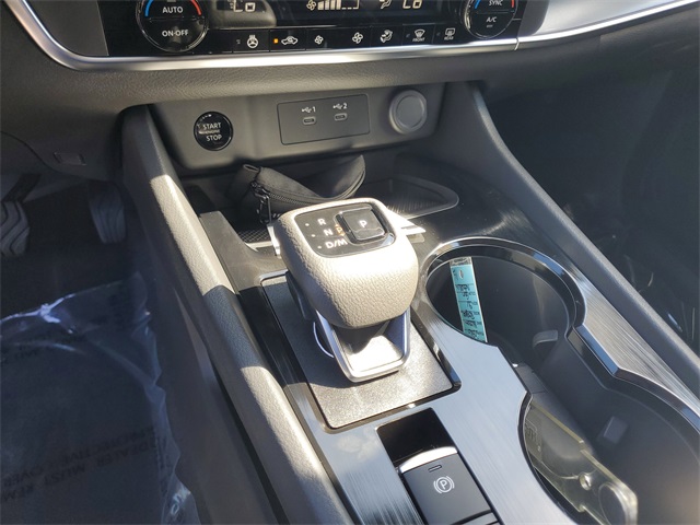 2026 Nissan Rogue SV photo 18