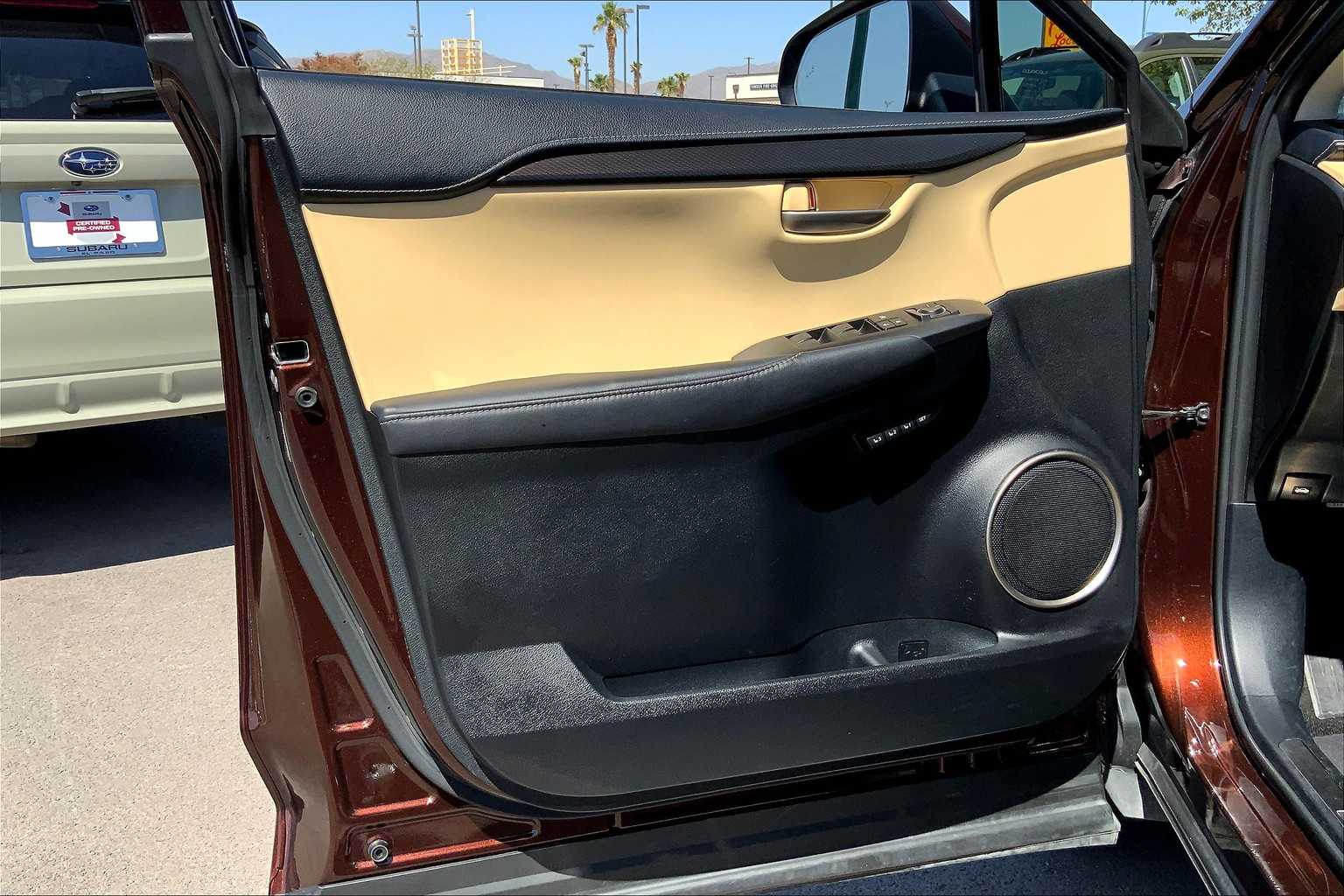 2017 Lexus NX 200t Luxury photo 19