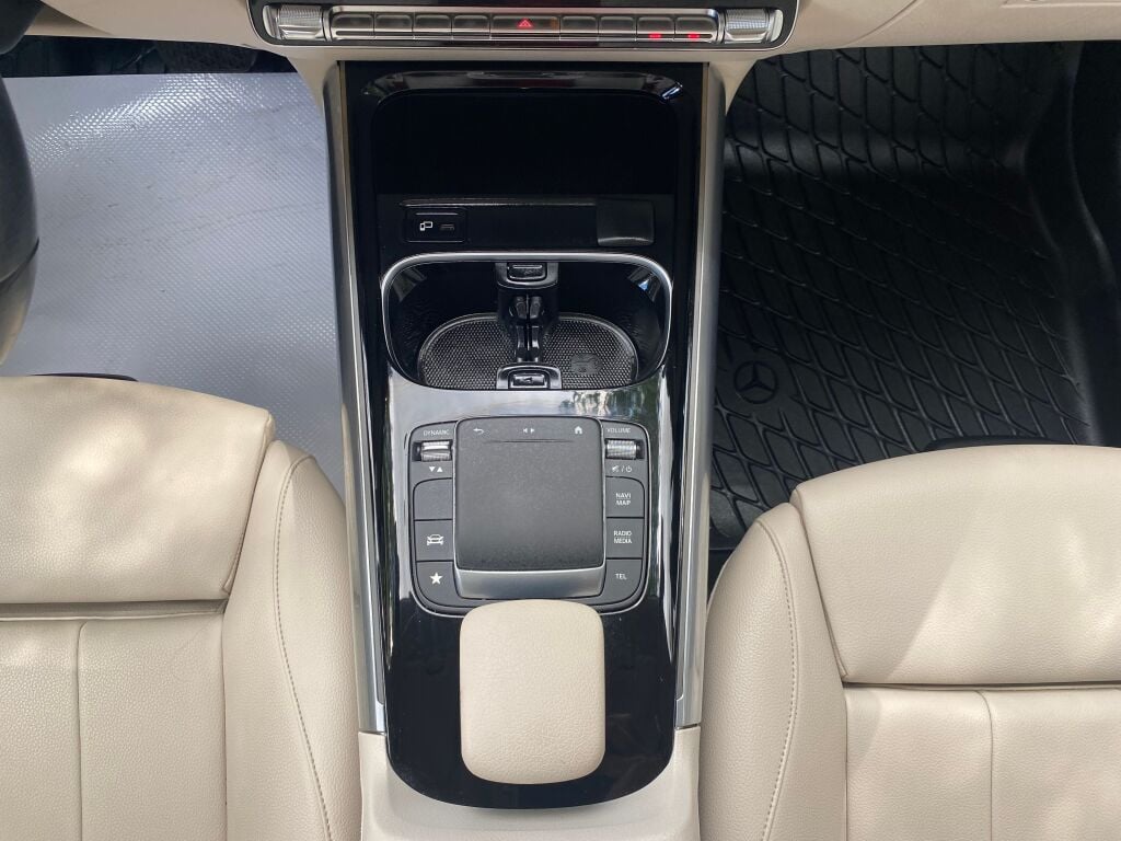 2021 Mercedes Benz GLA 250 4MATIC photo 13