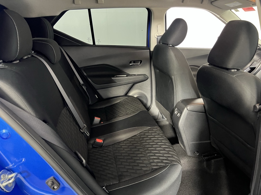 2023 Nissan Kicks SV photo 24