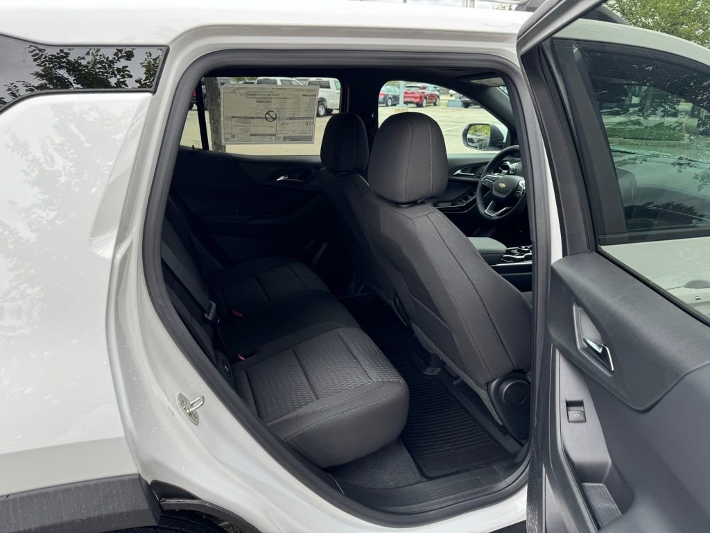 2026 Chevrolet Equinox LT photo 21
