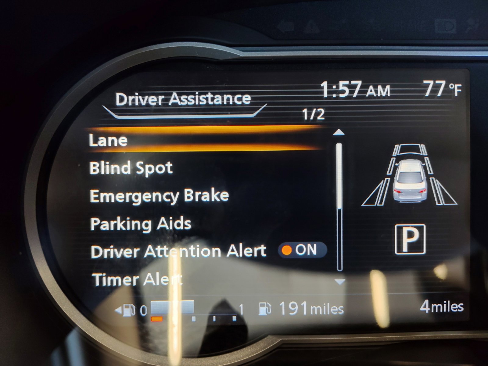 2025 Nissan Versa SV photo 25