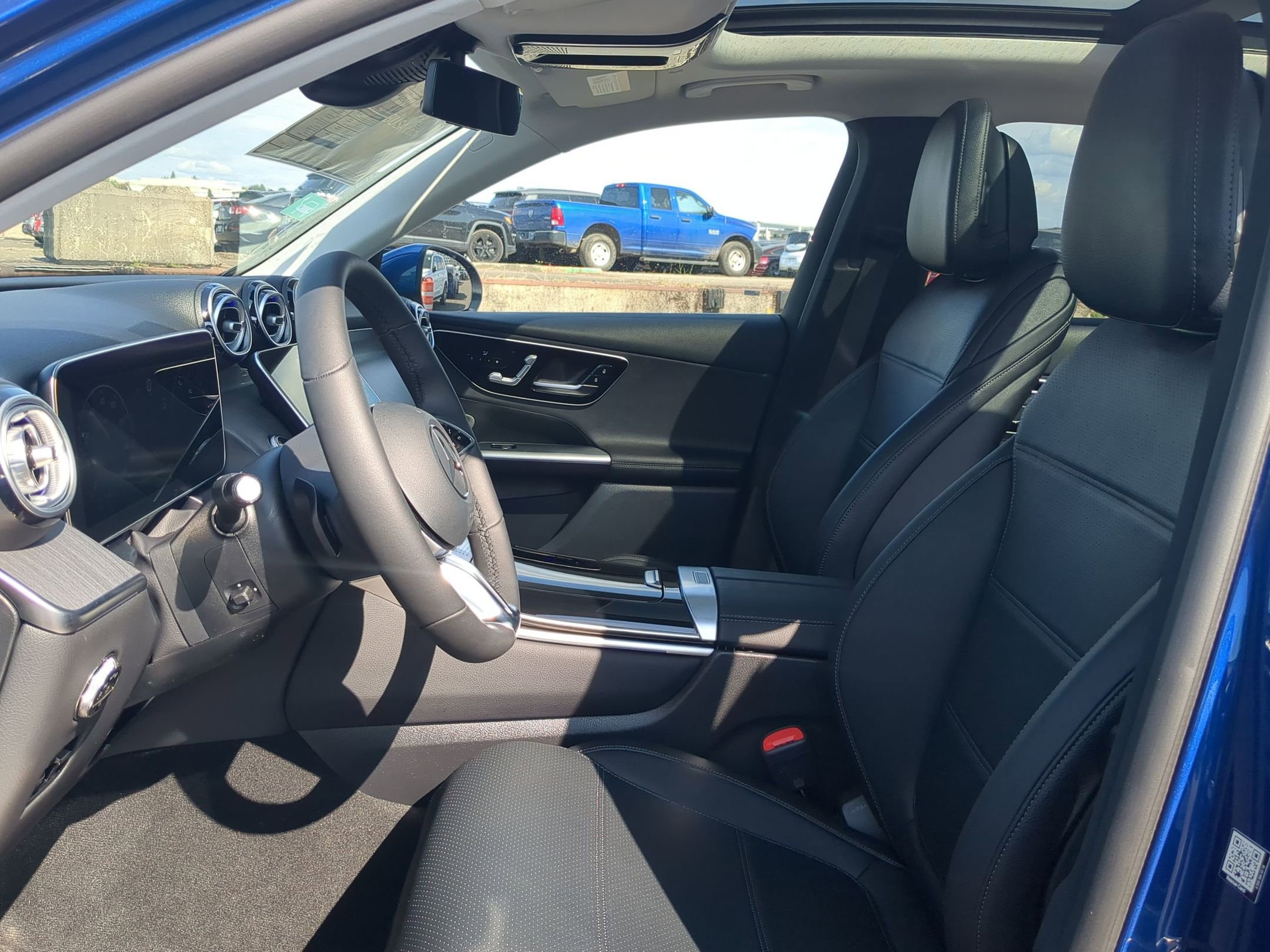 2026 Mercedes Benz GLC 350e 4MATIC photo 6