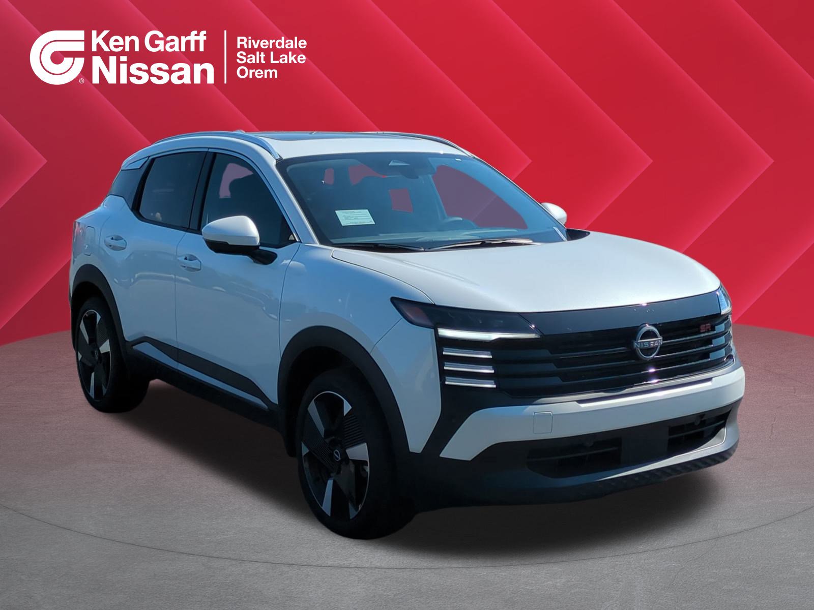 2025 Nissan Kicks SR AWD's photo