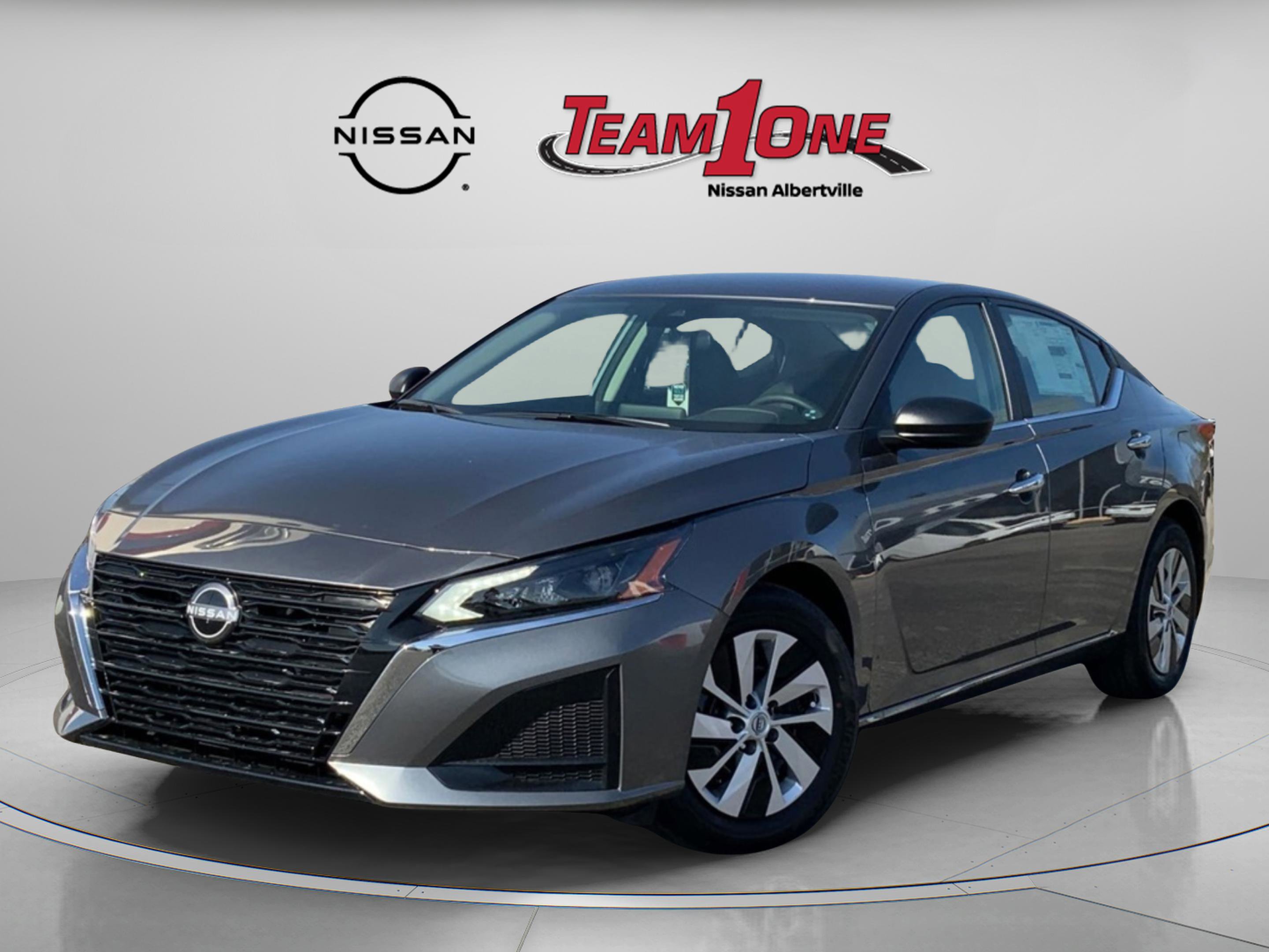 2025 Nissan Altima 2.5 S photo 2