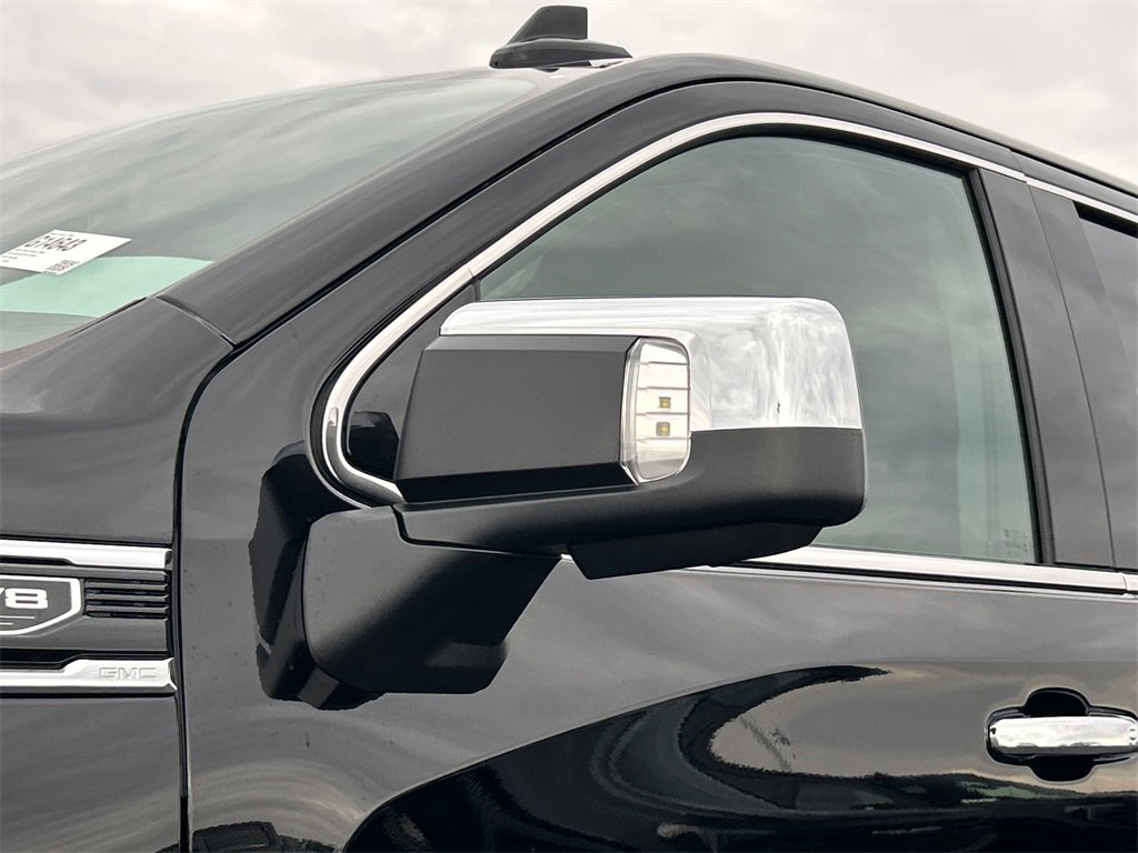 2026 GMC SIERRA - Image 11